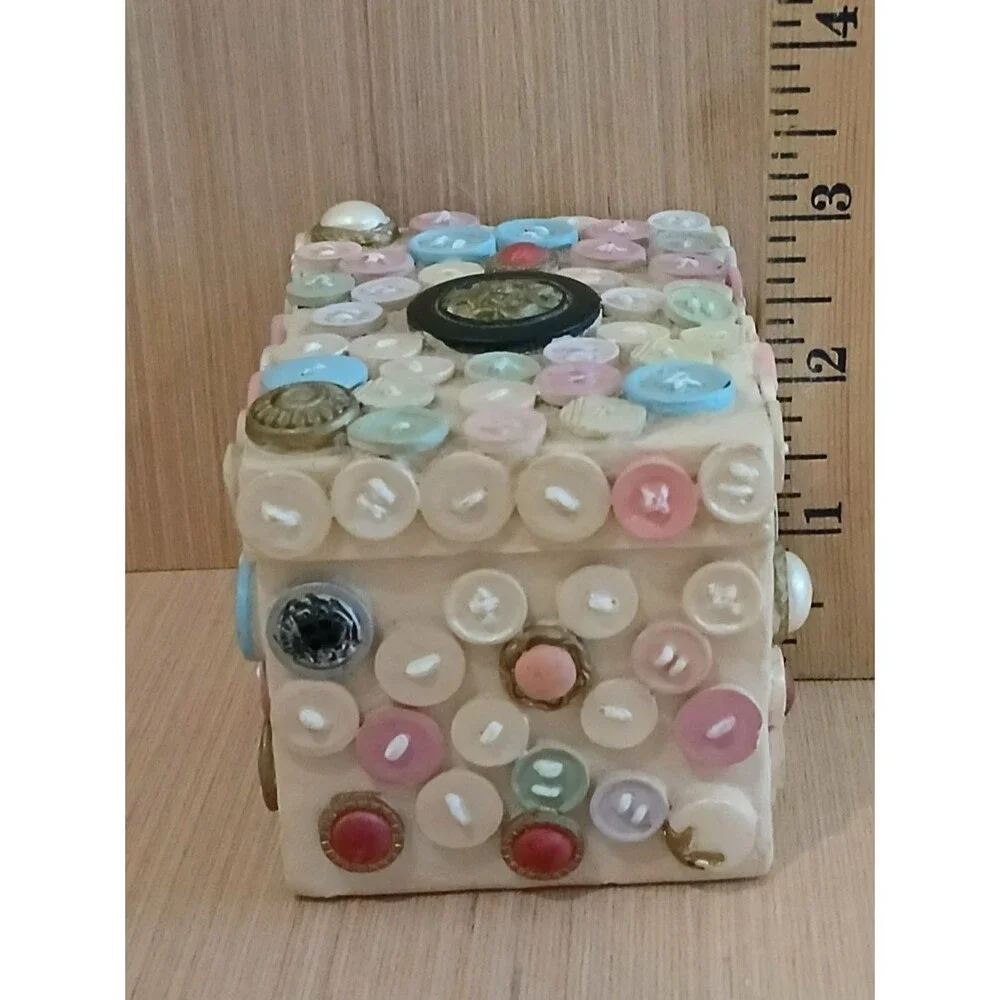 Dezine Hand-Painted Trinket Box Button Decor Vintage Resin Country Cottagecore